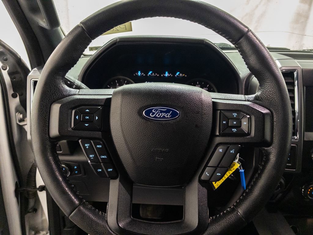 Used 2016 Ford F150 XLT w/ Equipment Group 302A Luxury image 11