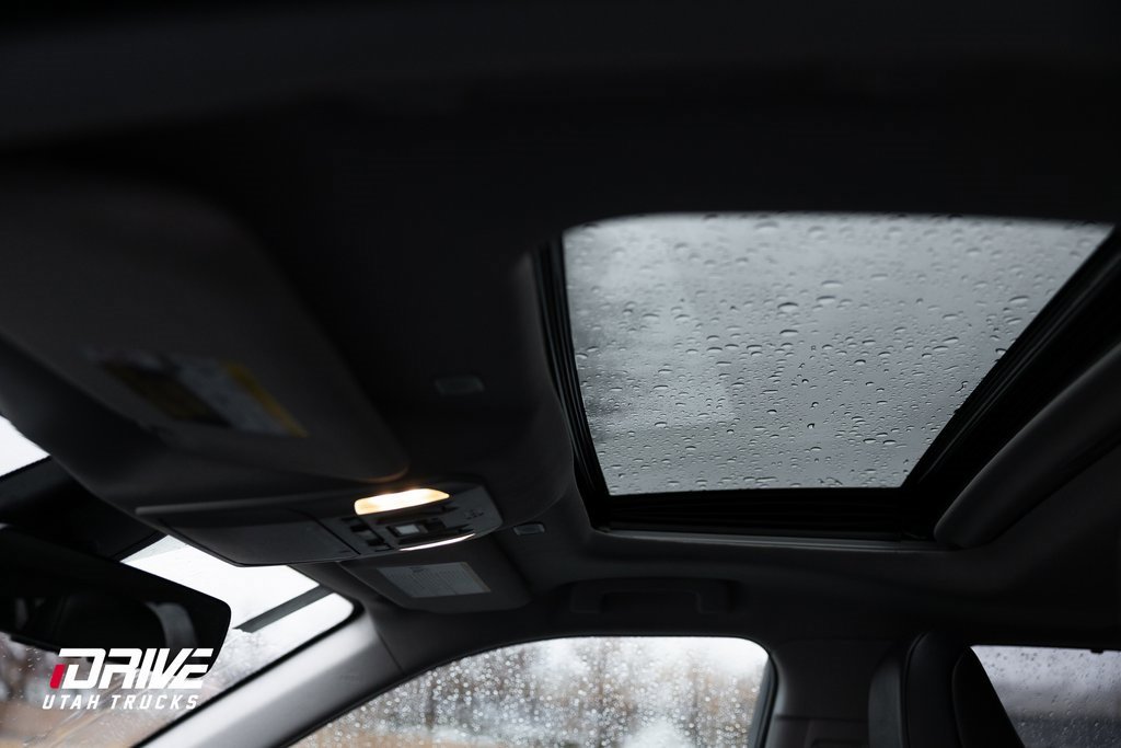 Used 2023 Toyota Highlander XLE image 44