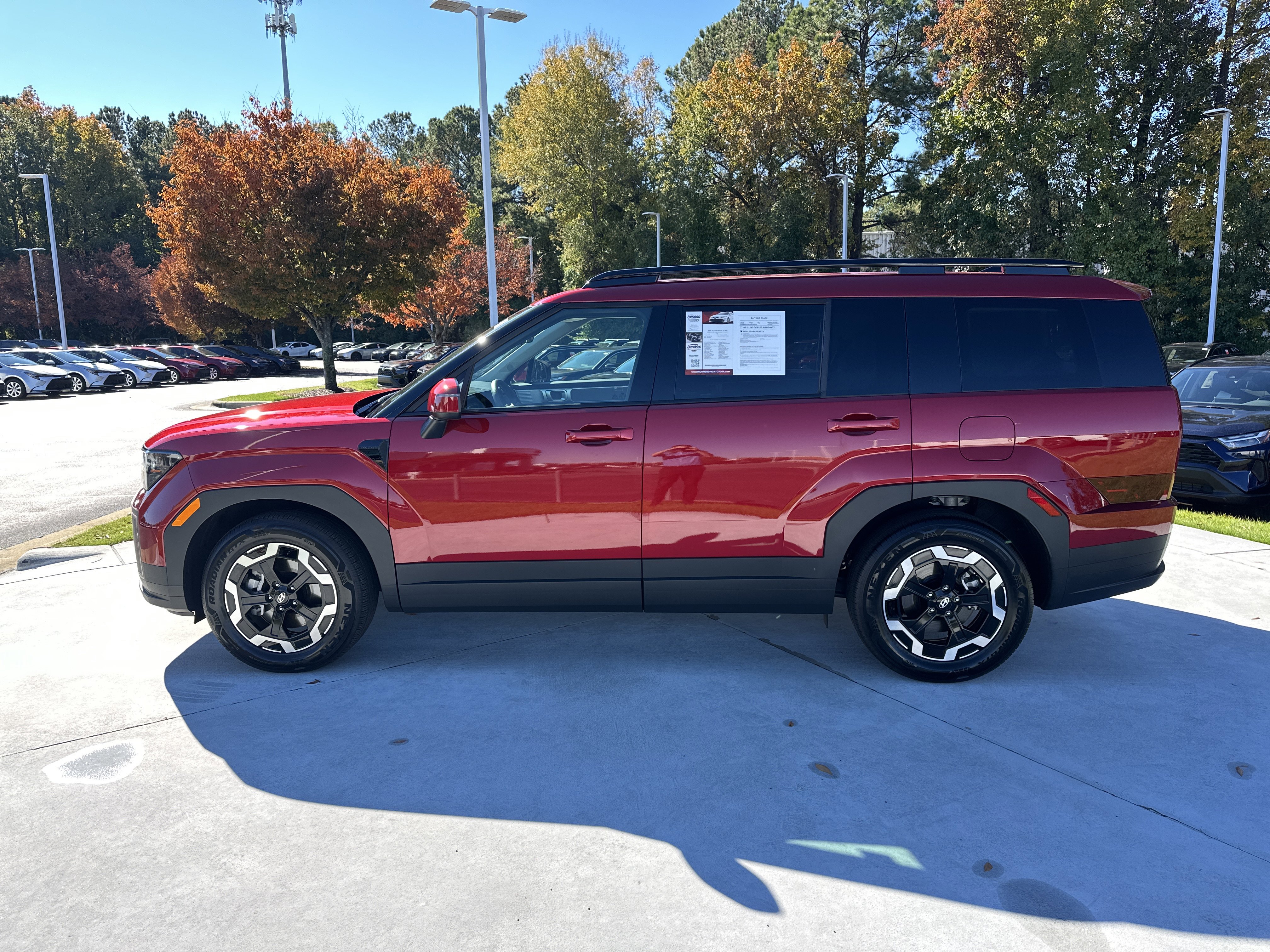 Used 2025 Hyundai Santa Fe SEL image 7