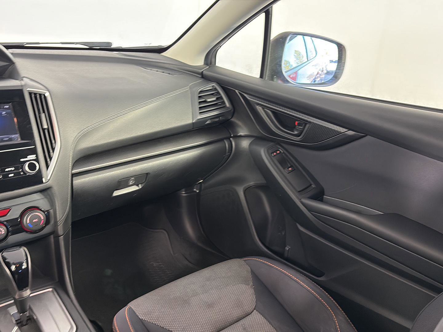 Used 2018 Subaru Crosstrek 2.0i Premium image 18