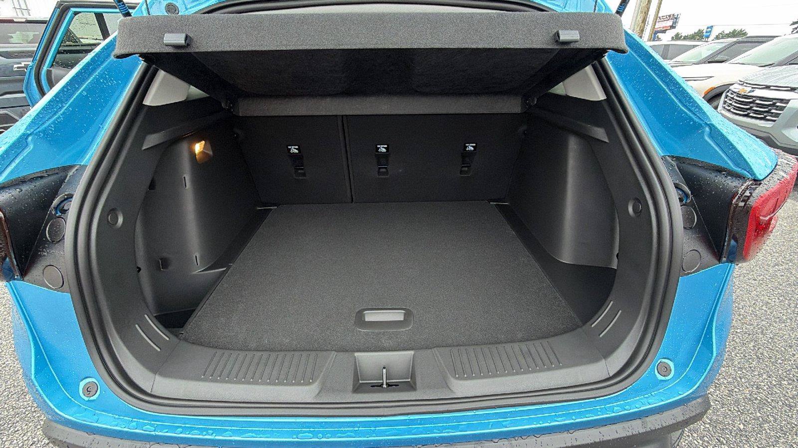 New 2026 Chevrolet Trax LT w/ Driver Confidence Package FWD image 13