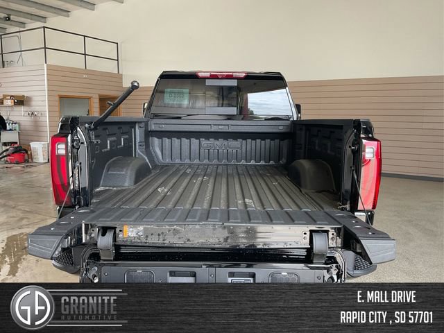 Used 2025 GMC Sierra 2500 Denali Ultimate image 11