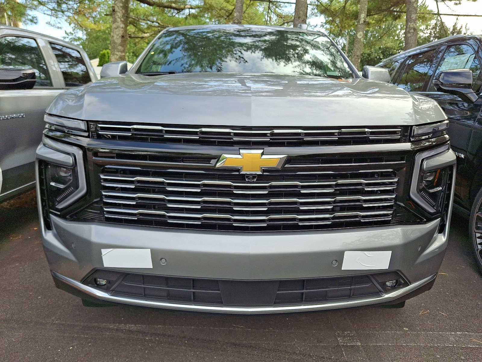 New 2026 Chevrolet Suburban High Country image 2