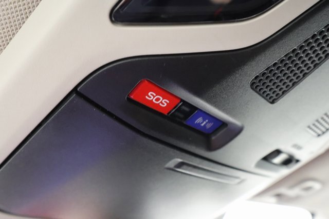 Used 2024 Subaru Outback Premium image 19