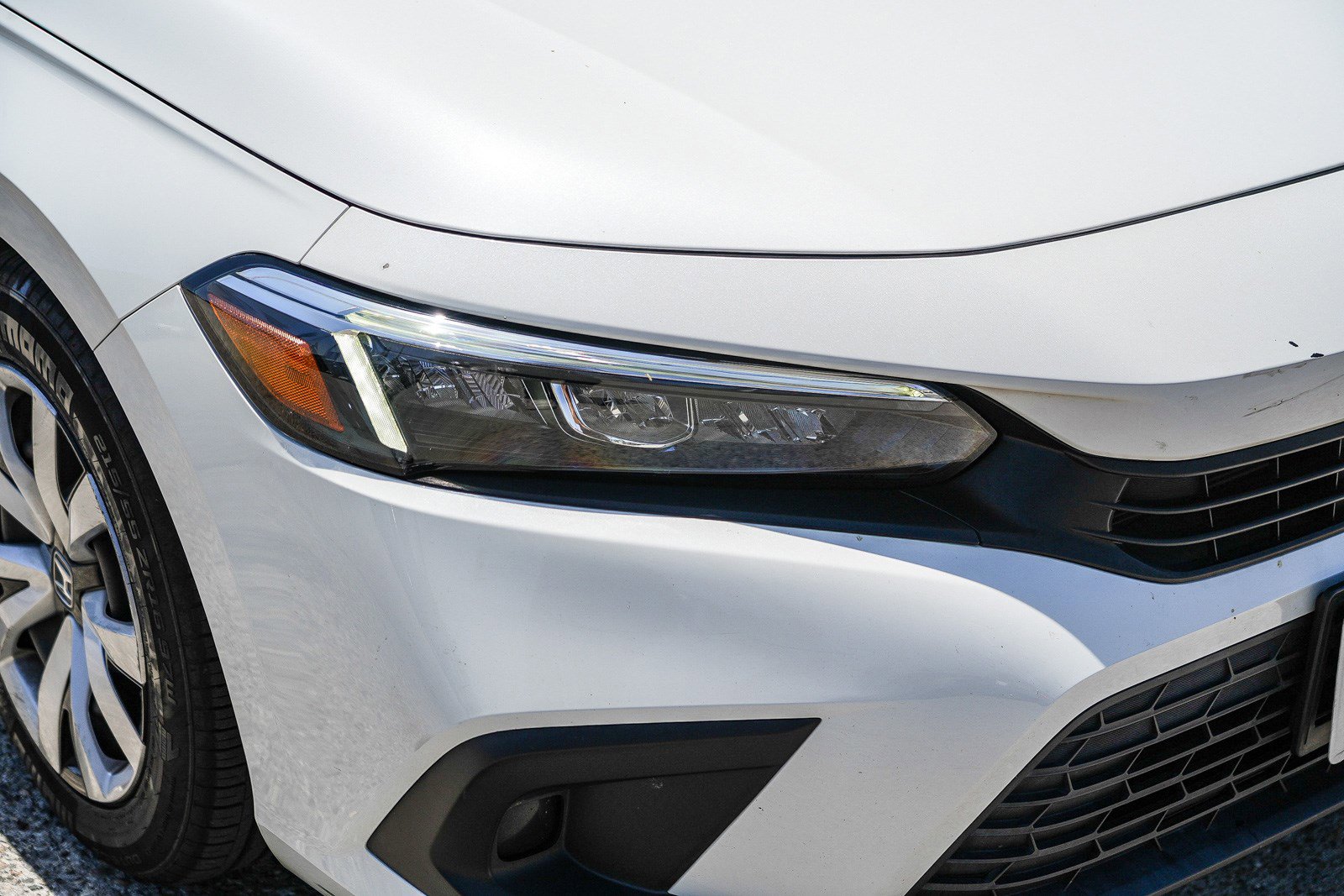 Used 2022 Honda Civic LX image 2