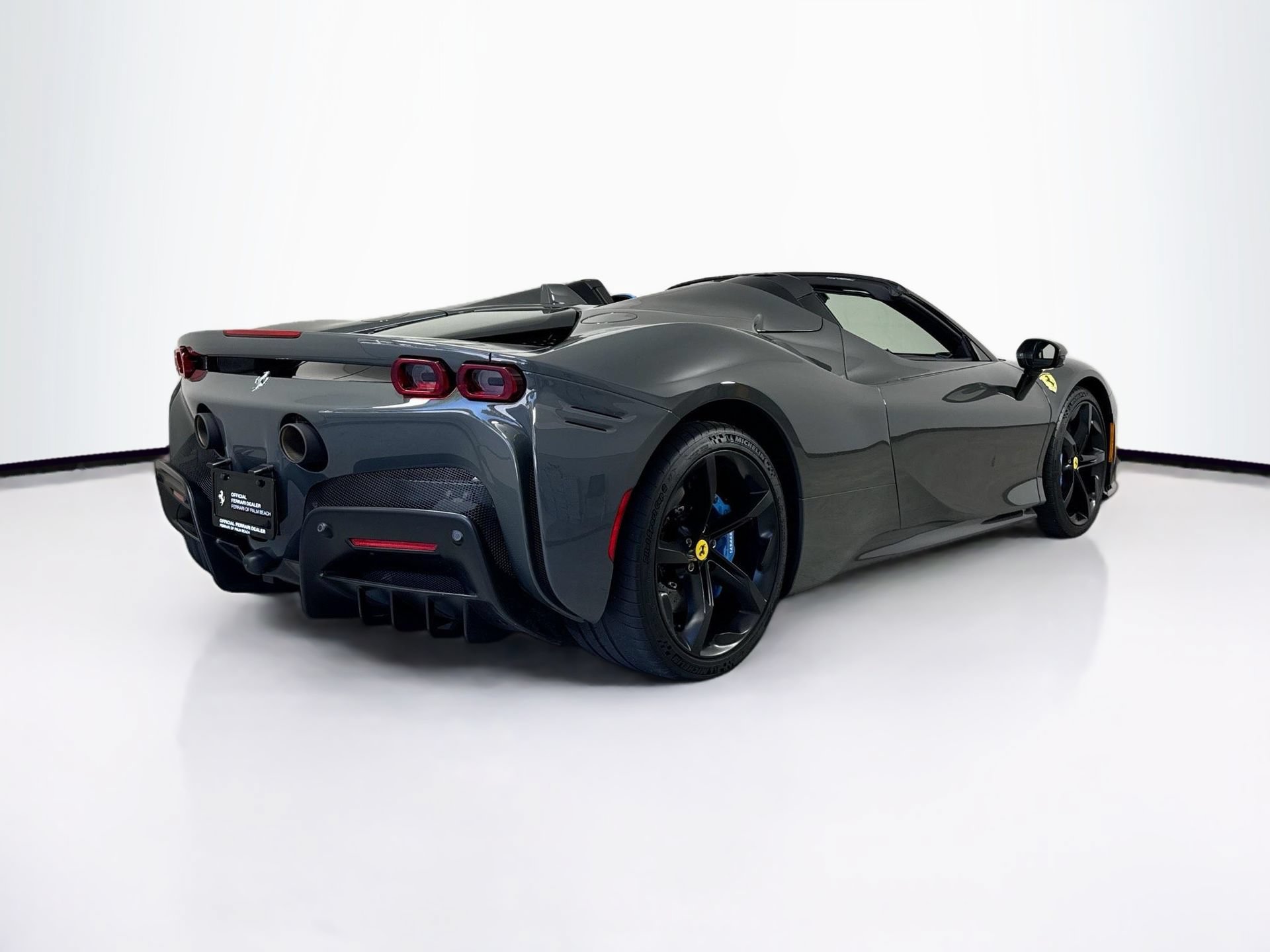 Certified 2024 Ferrari SF90 Spider AWD/4WD image 7
