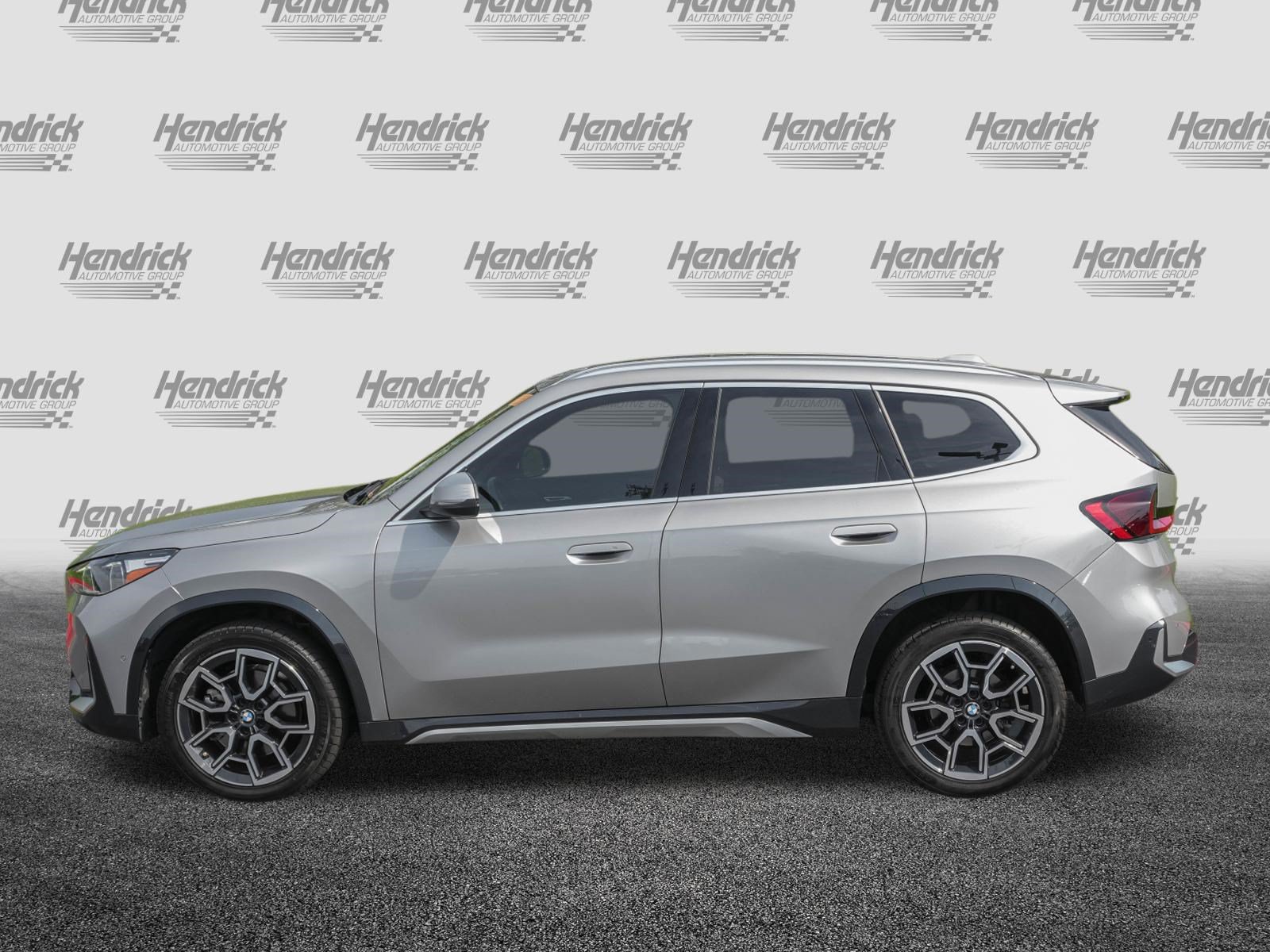 Certified 2023 BMW X1 xDrive28i w/ Convenience Package AWD/4WD image 6