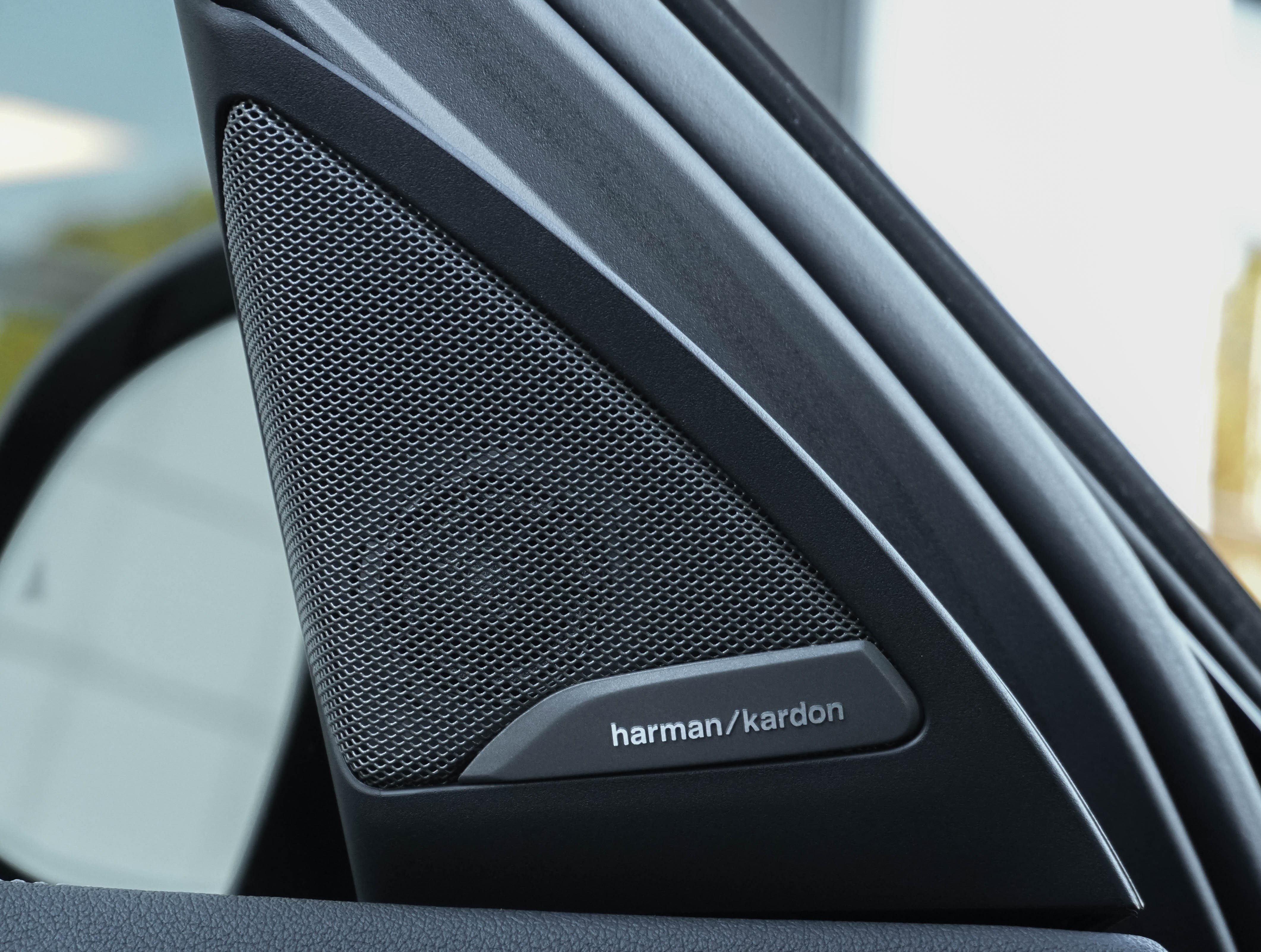 Used 2023 BMW X4 M w/ Competition Package image 30