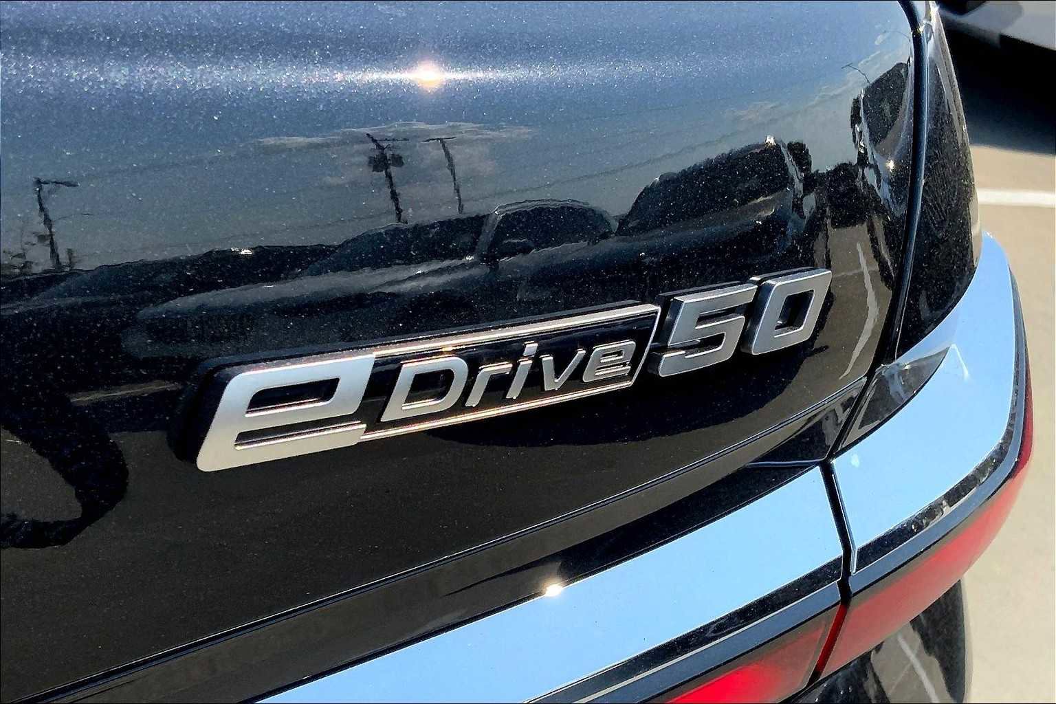 Used 2026 BMW i7 eDrive50 image 15