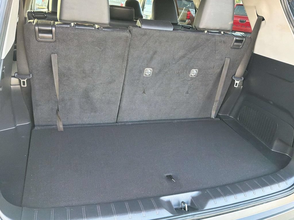 Certified 2024 Toyota Grand Highlander FWD image 7
