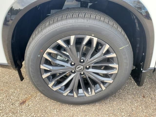 New 2026 Nissan Rogue Platinum image 9