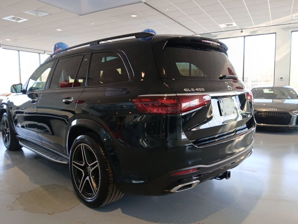 Used 2024 Mercedes-Benz GLS 450 4MATIC image 6