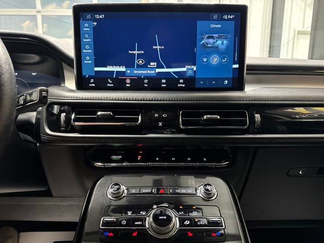 Used 2023 Lincoln Nautilus AWD w/ Premium Package image 10