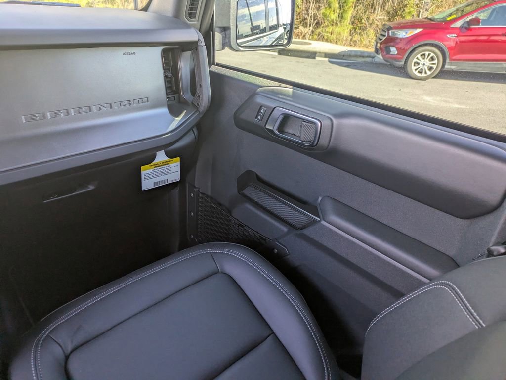 New 2025 Ford Bronco Badlands image 18