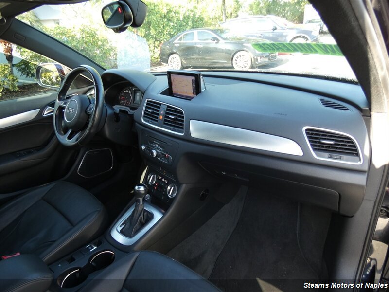 Used 2015 Audi Q3 2.0T Prestige w/ Prestige Package image 46