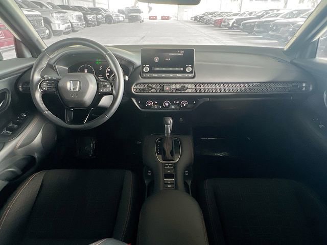 Used 2025 Honda HR-V Sport image 28