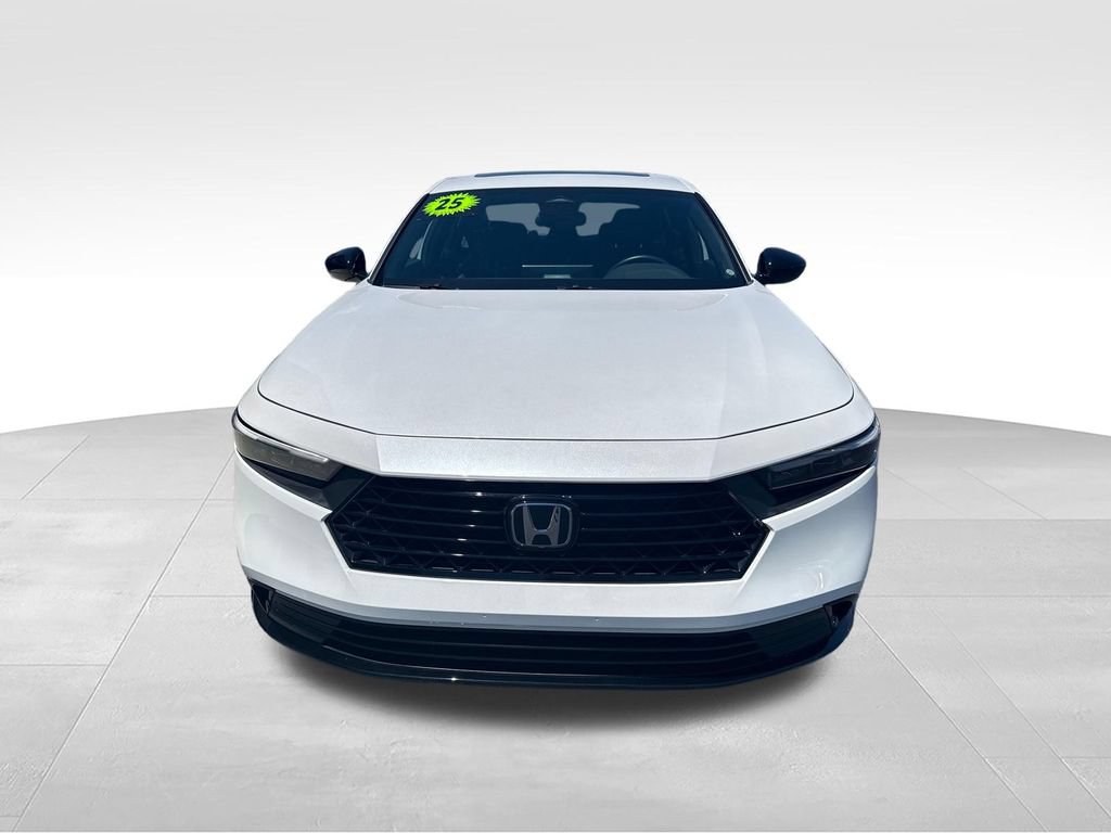 Used 2025 Honda Accord Sport image 9