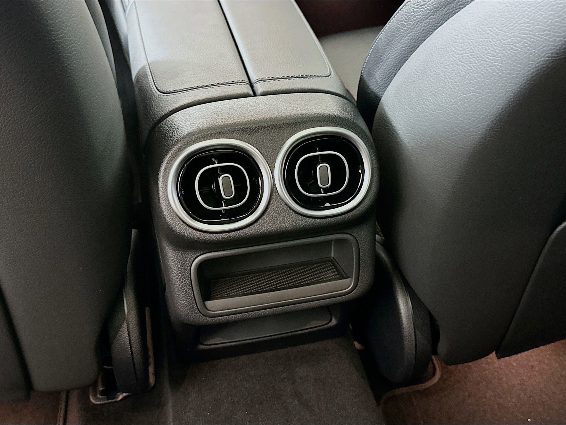 New 2026 Mercedes-Benz GLC 300 image 27