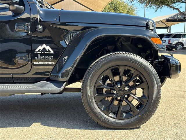 Used 2022 Jeep Gladiator Overland image 5