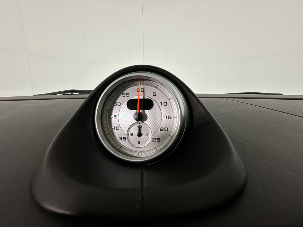 Used 2010 Porsche 911 Carrera 4S AWD/4WD image 19