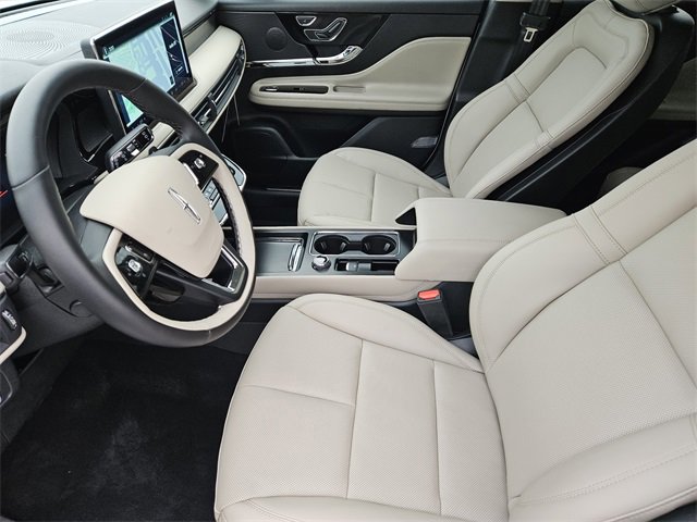 New 2026 Lincoln Corsair Premiere image 12