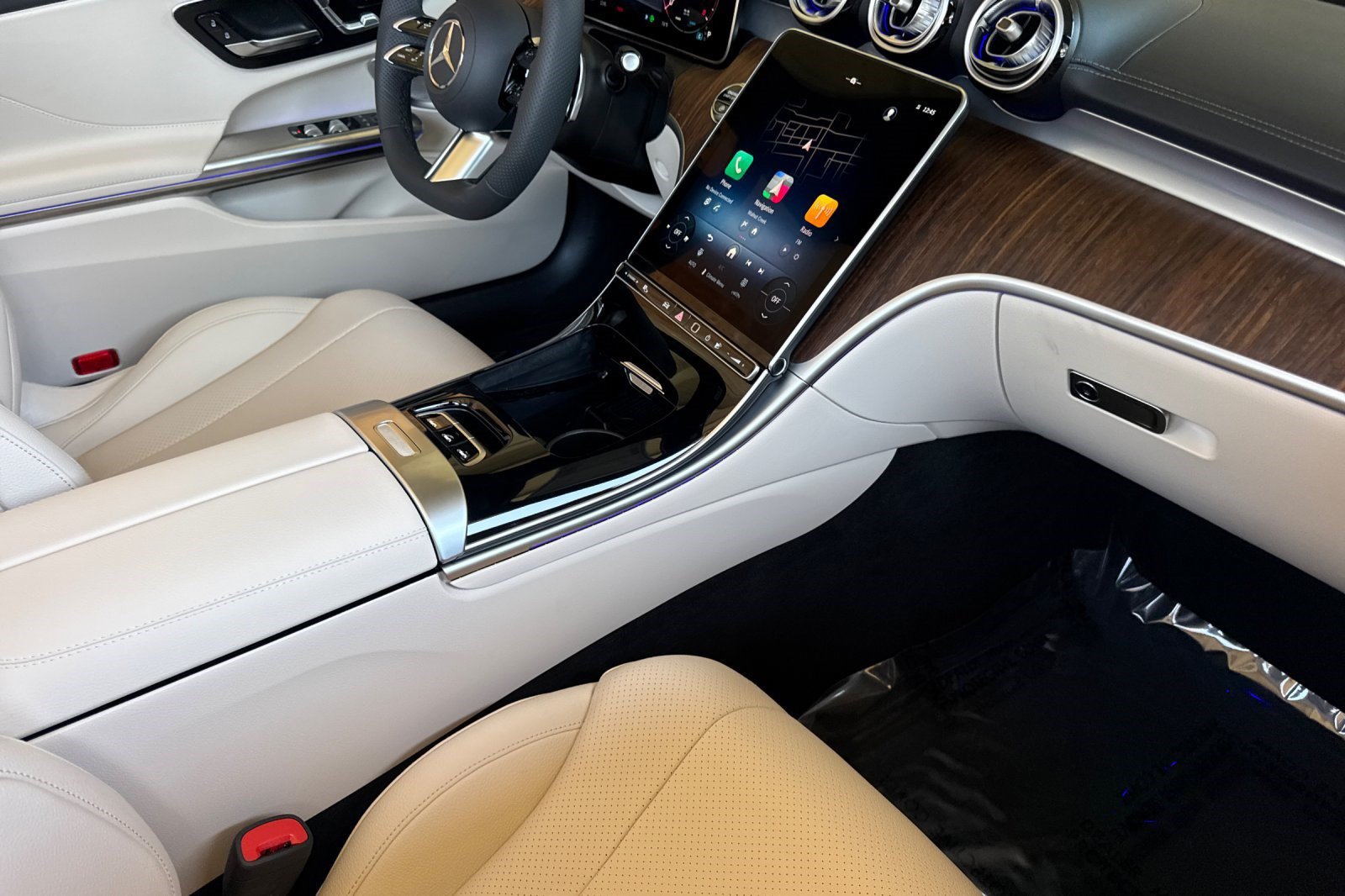 New 2027 Mercedes-Benz CLE 300 4MATIC Coupe image 27