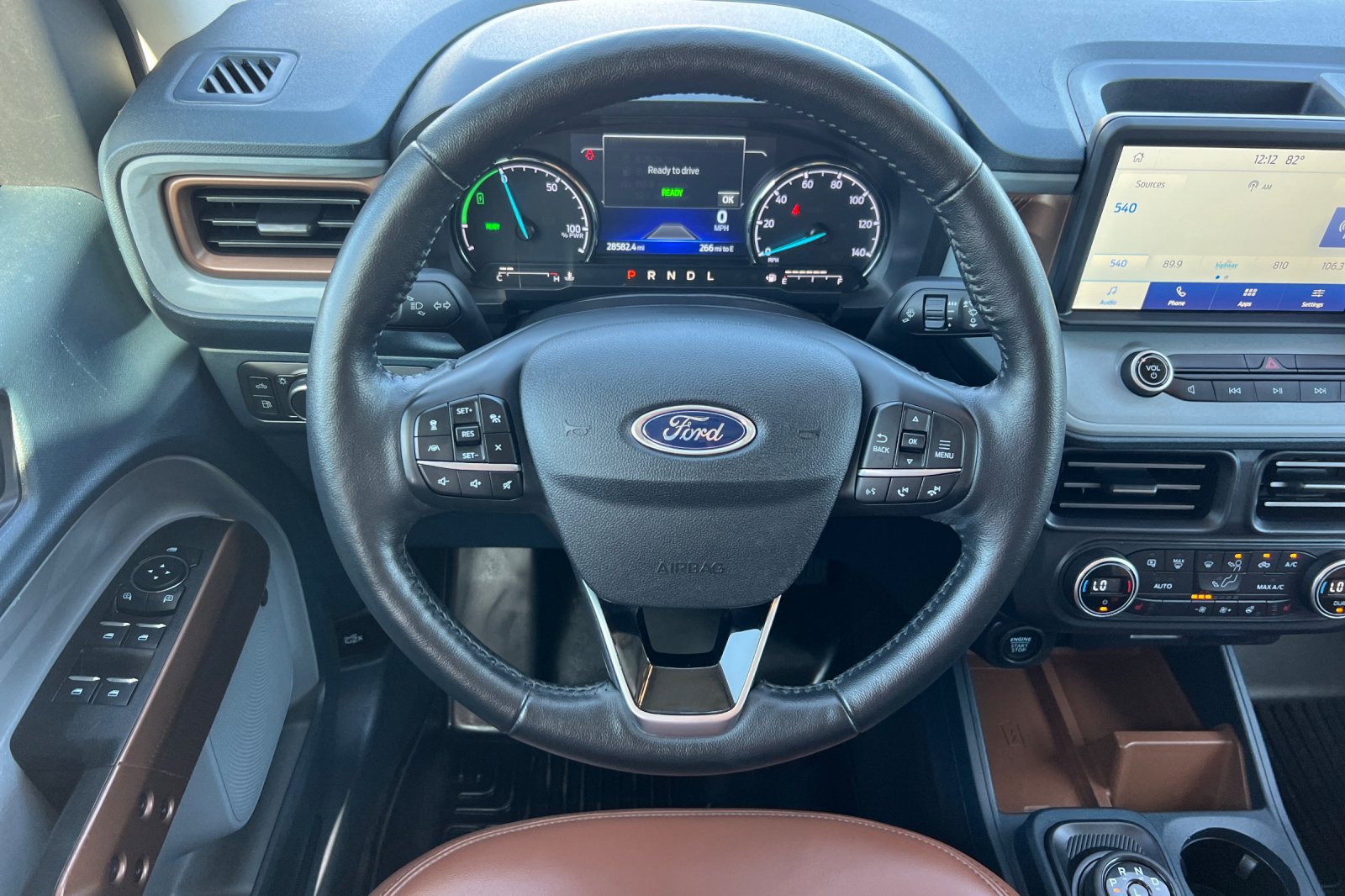 Certified 2022 Ford Maverick Lariat w/ Lariat Luxury Package FWD image 16