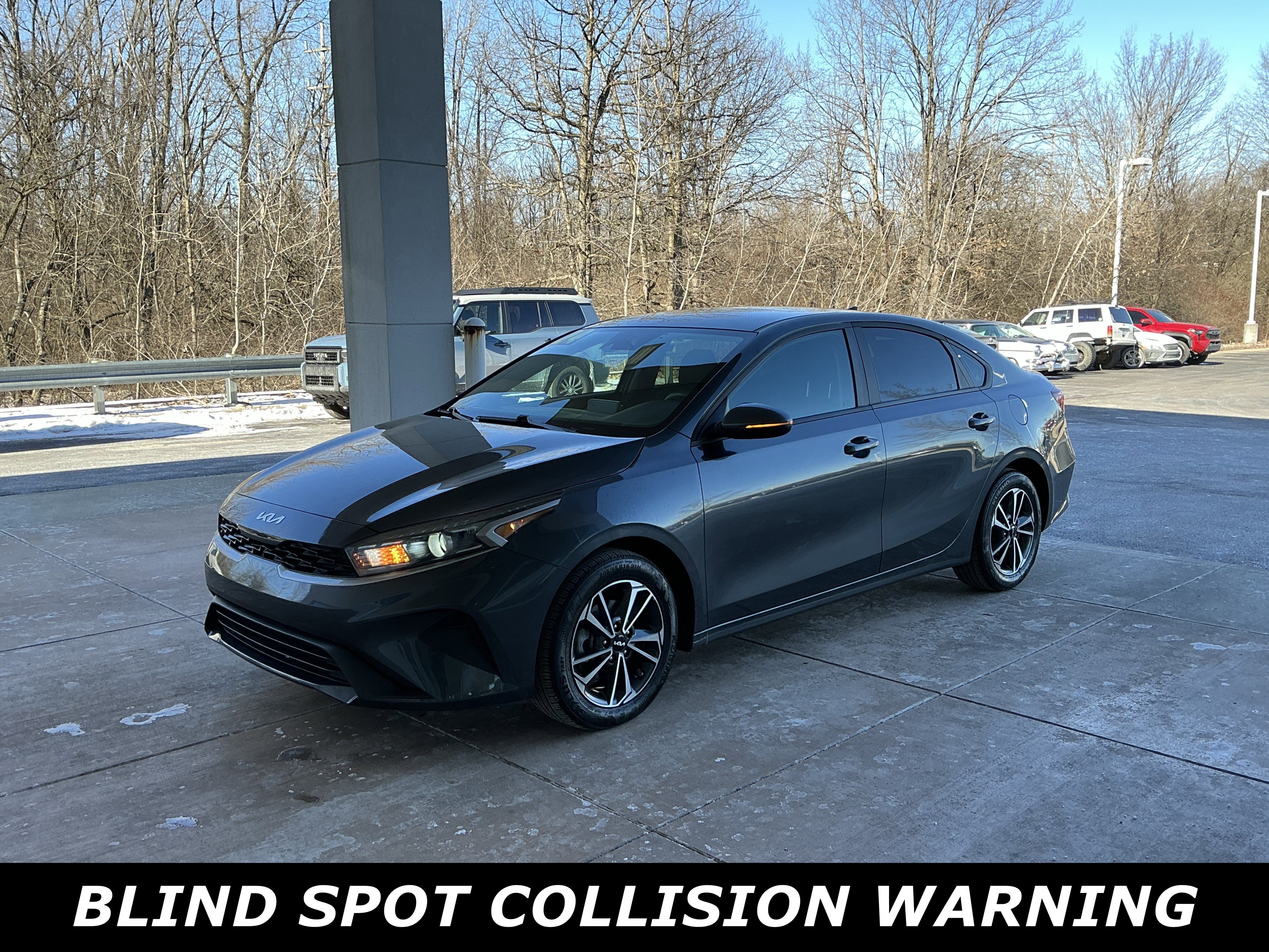 Used 2024 Kia Forte LXS w/ LXS Technology Package image 3