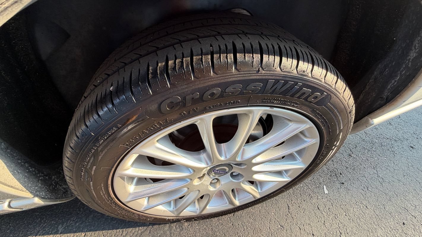 Used 2007 Volvo S60 2.5T AWD/4WD image 15