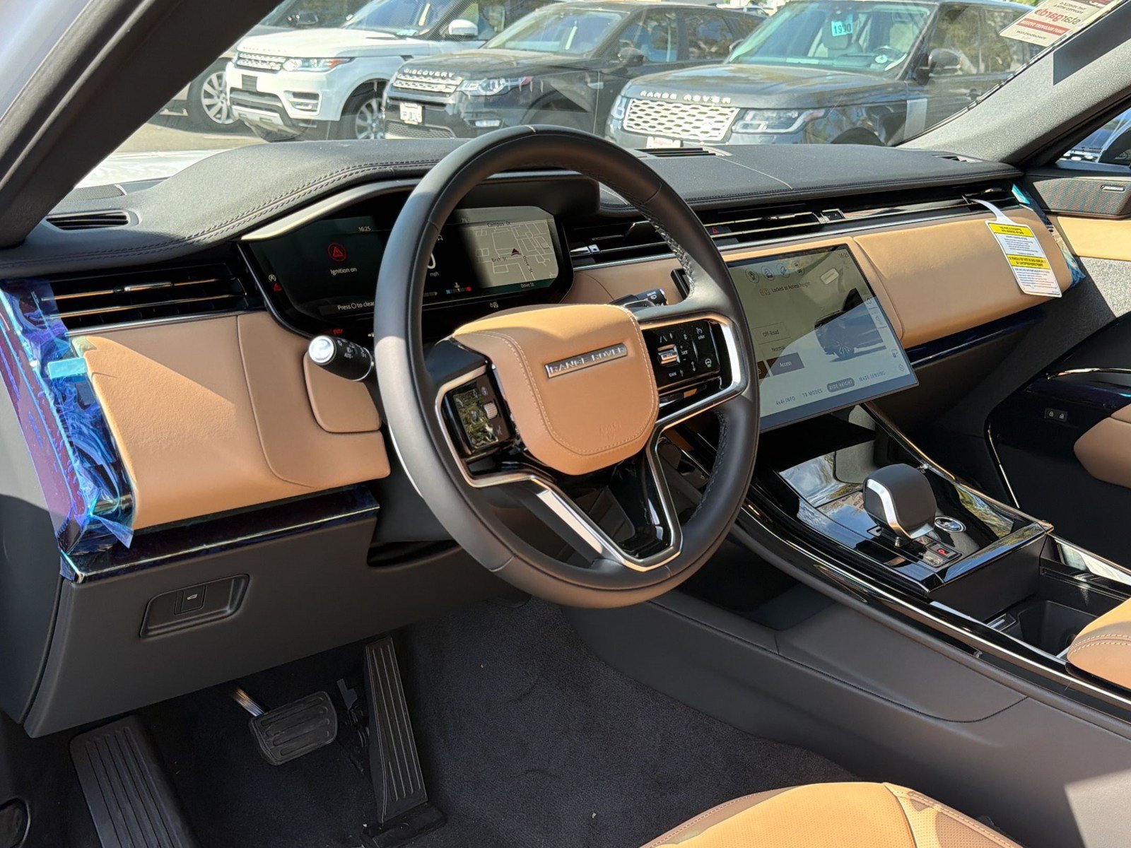 New 2027 Land Rover Range Rover Sport SE AWD/4WD image 4