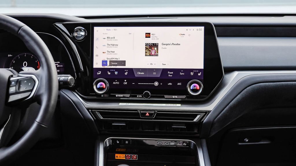 Used 2025 Lexus TX 350 AWD w/ Technology Package image 16