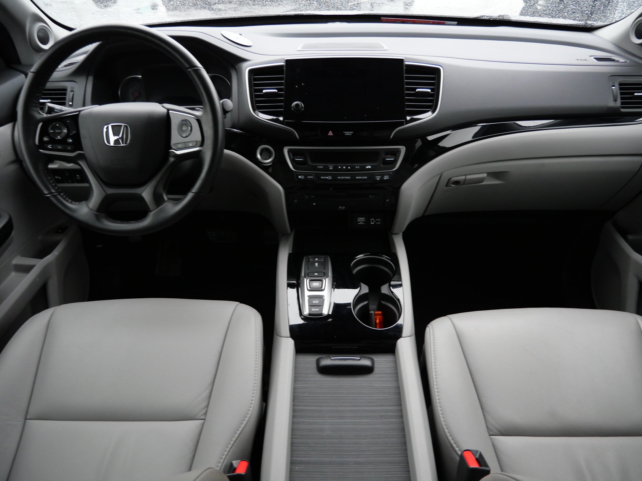 Used 2022 Honda Pilot Touring image 10