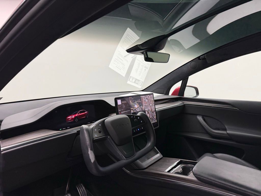 Used 2022 Tesla Model X image 4