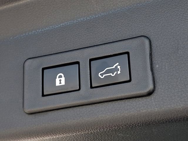 Certified 2025 Subaru Ascent Premium AWD/4WD image 30