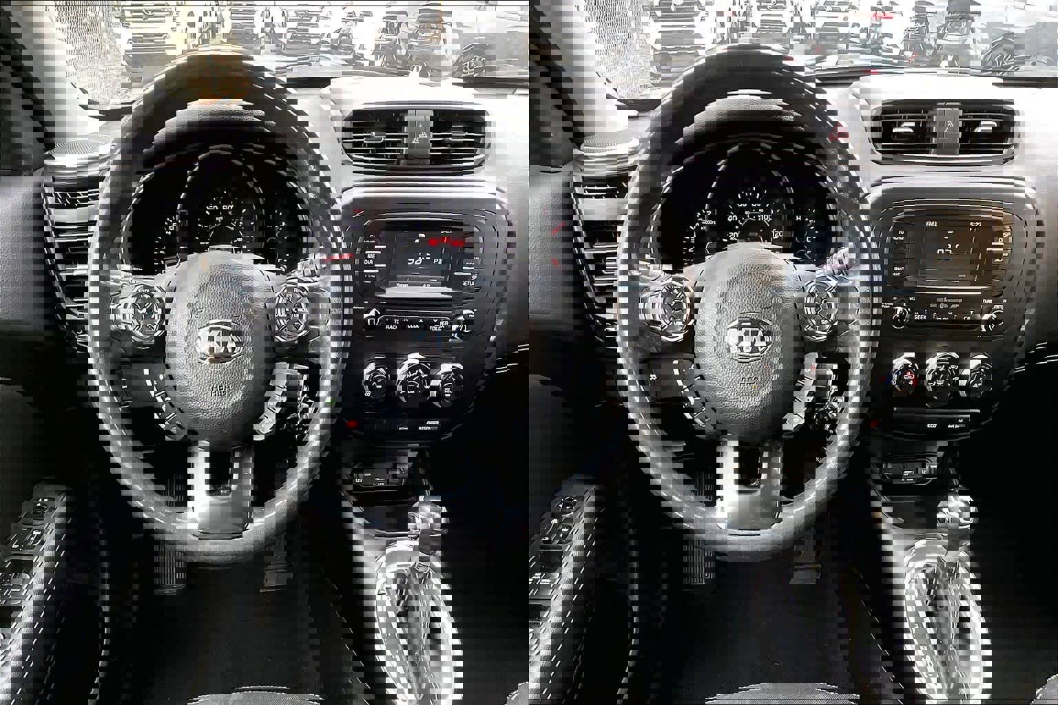 Used 2016 Kia Soul + image 5