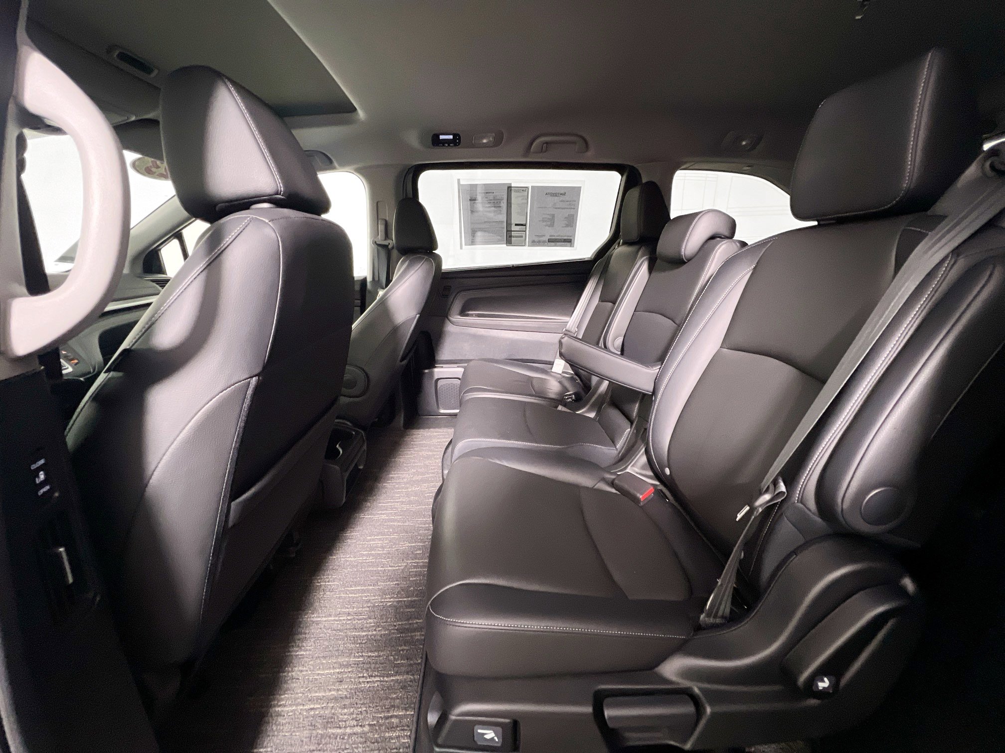 Used 2023 Honda Odyssey EX-L image 29