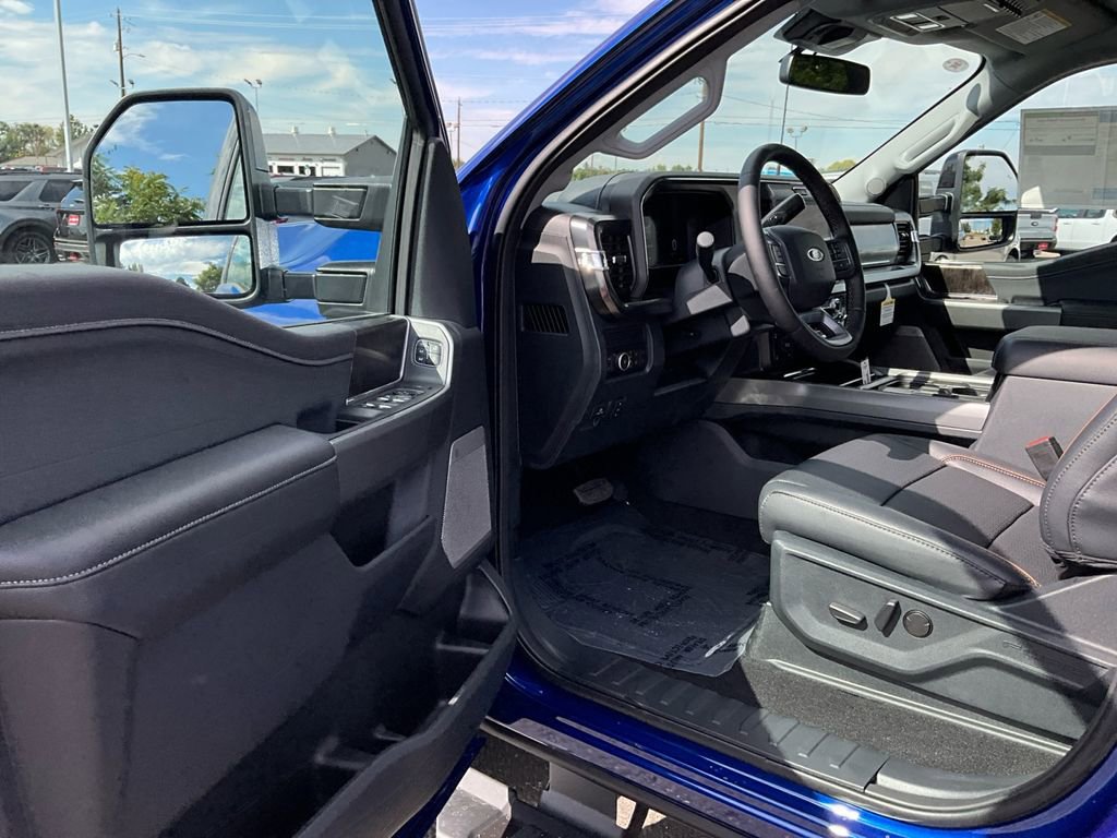 New 2026 Ford F350 Lariat image 19