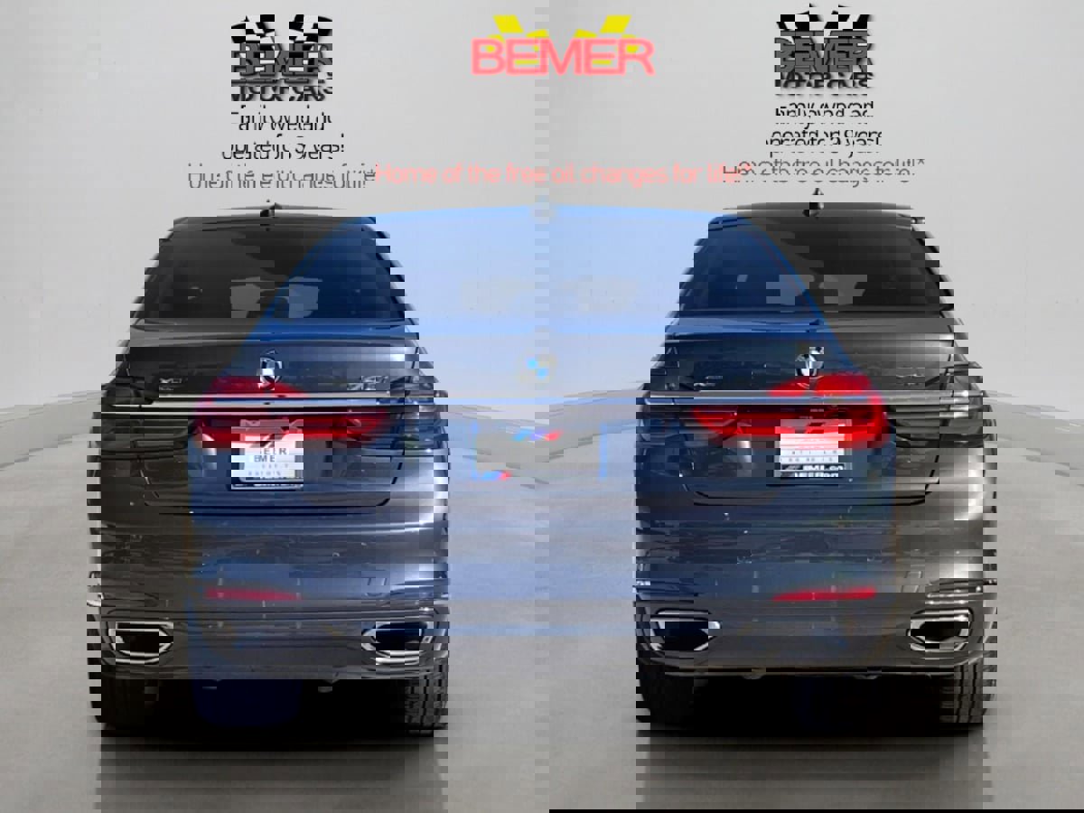 Used 2019 BMW 740i xDrive image 4