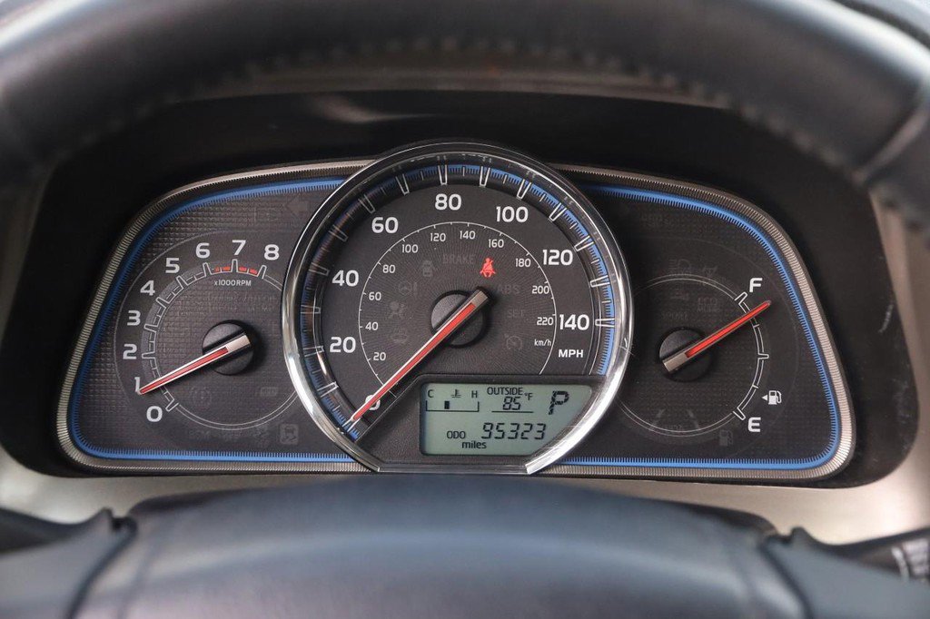 Used 2015 Toyota RAV4 Limited w/ Technology Package image 15