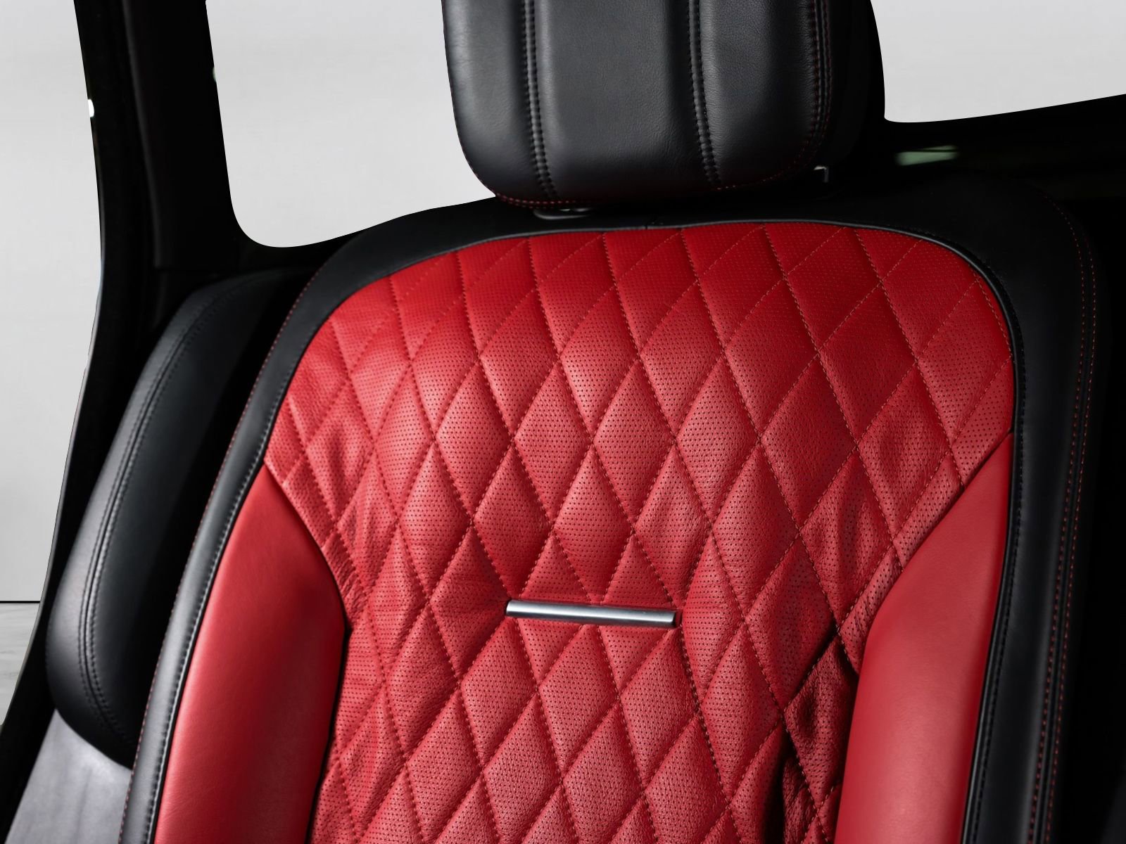 Used 2021 Land Rover Range Rover SV Autobiography Dynamic image 12