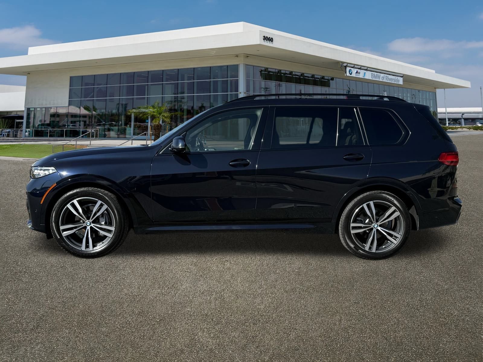 Used 2022 BMW X7 xDrive40i w/ M Sport Package image 6