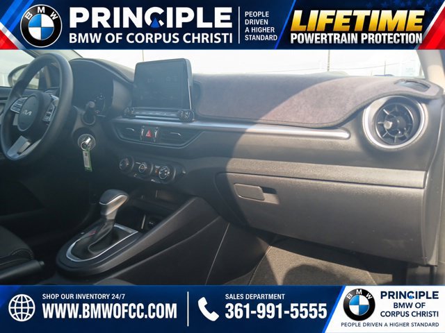 Used 2024 Kia Forte LXS w/ LXS Technology Package FWD image 15