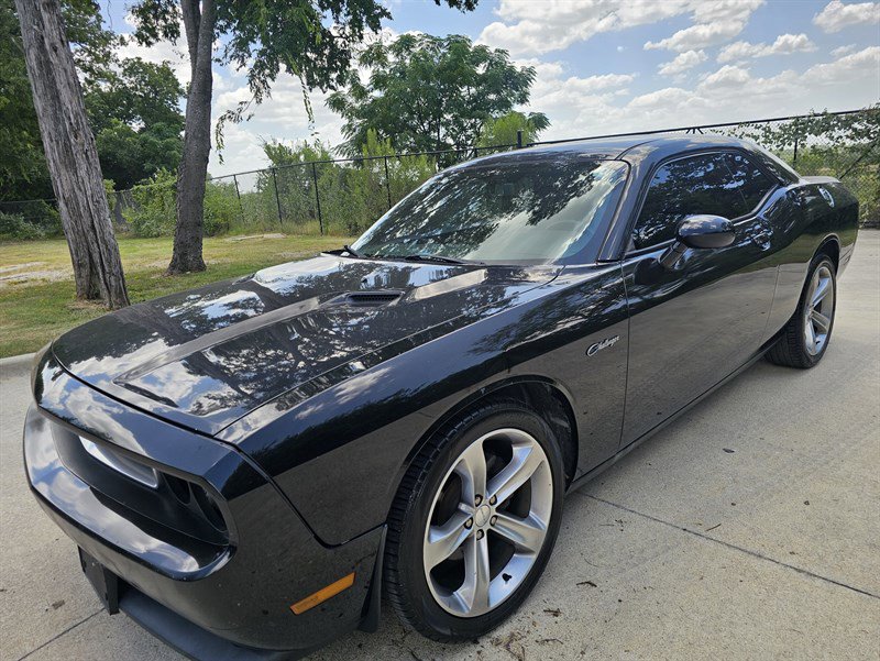 Used 2012 Dodge Challenger SXT