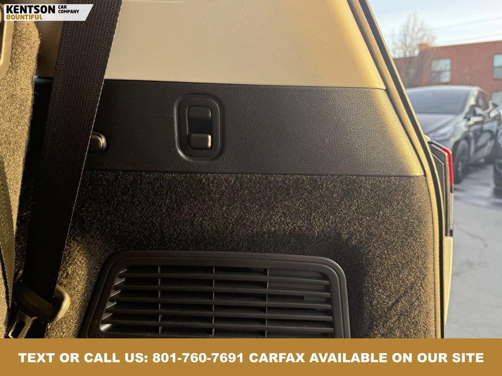 Used 2024 Nissan Pathfinder S image 27