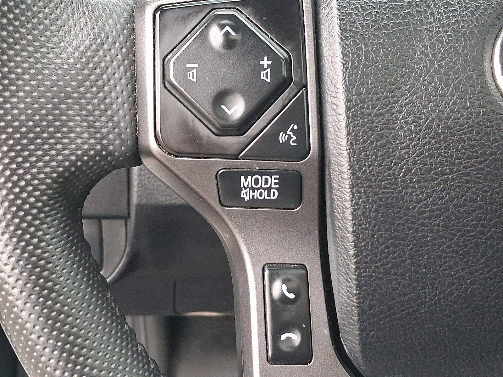 Used 2023 Toyota Tacoma TRD Off-Road w/ TRD Premium Off Road Package AWD/4WD image 23