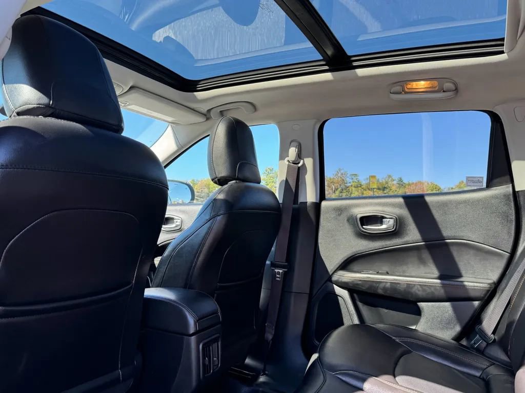 Used 2020 Jeep Compass Limited w/ Safety & Security Group image 26