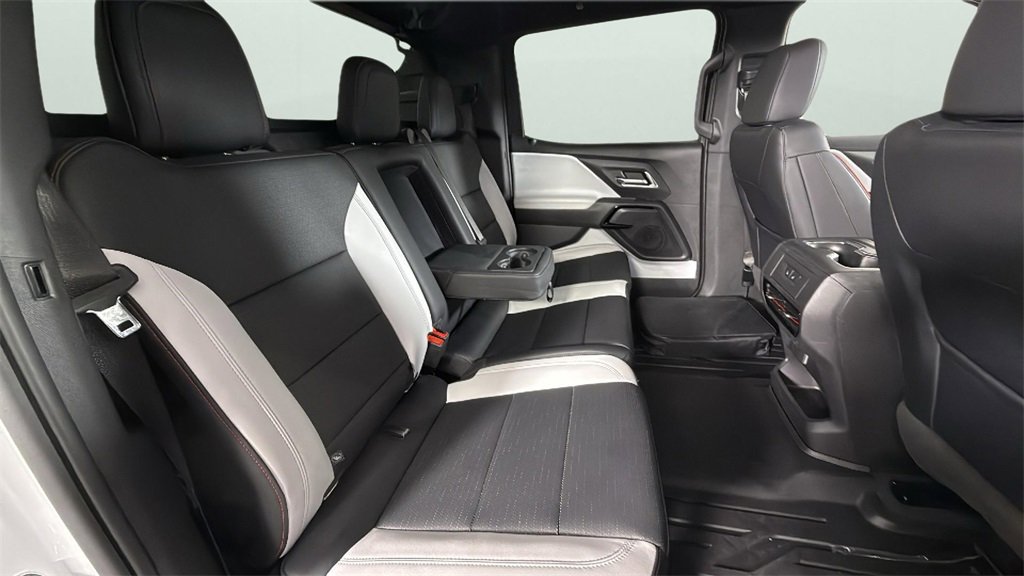 Used 2025 Chevrolet Silverado EV RST image 32