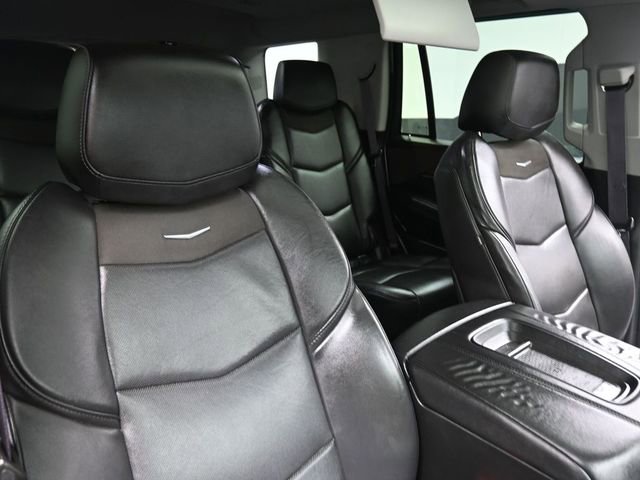 Used 2017 Cadillac Escalade Premium Luxury image 29