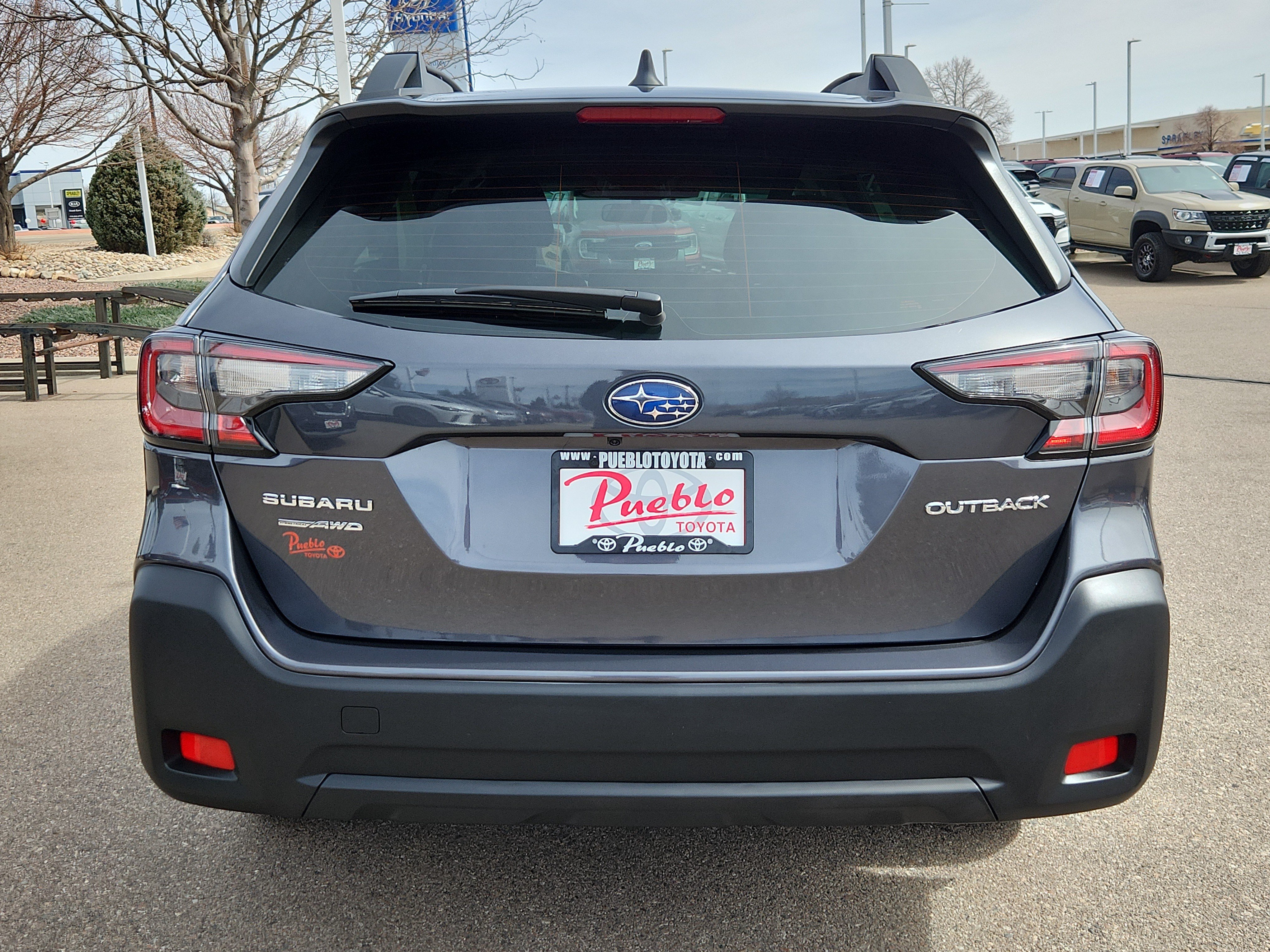 Used 2025 Subaru Outback AWD/4WD image 12
