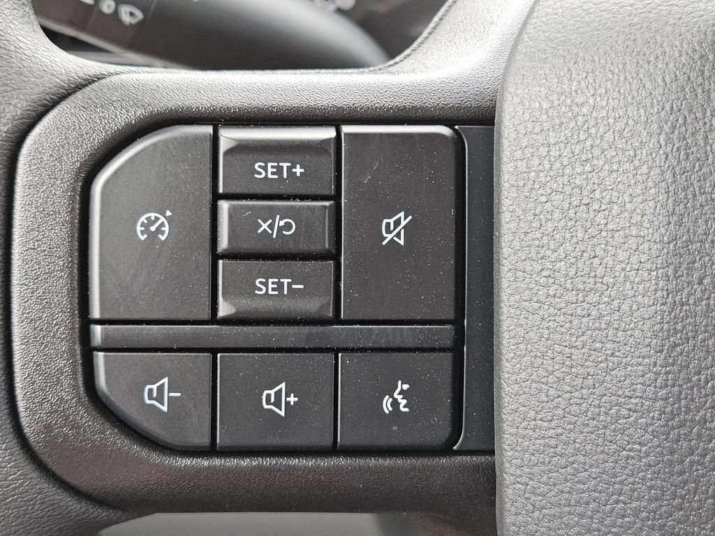 New 2026 Ford F350 XL w/ FX4 Off-Road Package AWD/4WD image 17